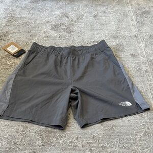 The North Face Men's Medium Charcoal Athletic Shorts with Light Gray Panels NWTs